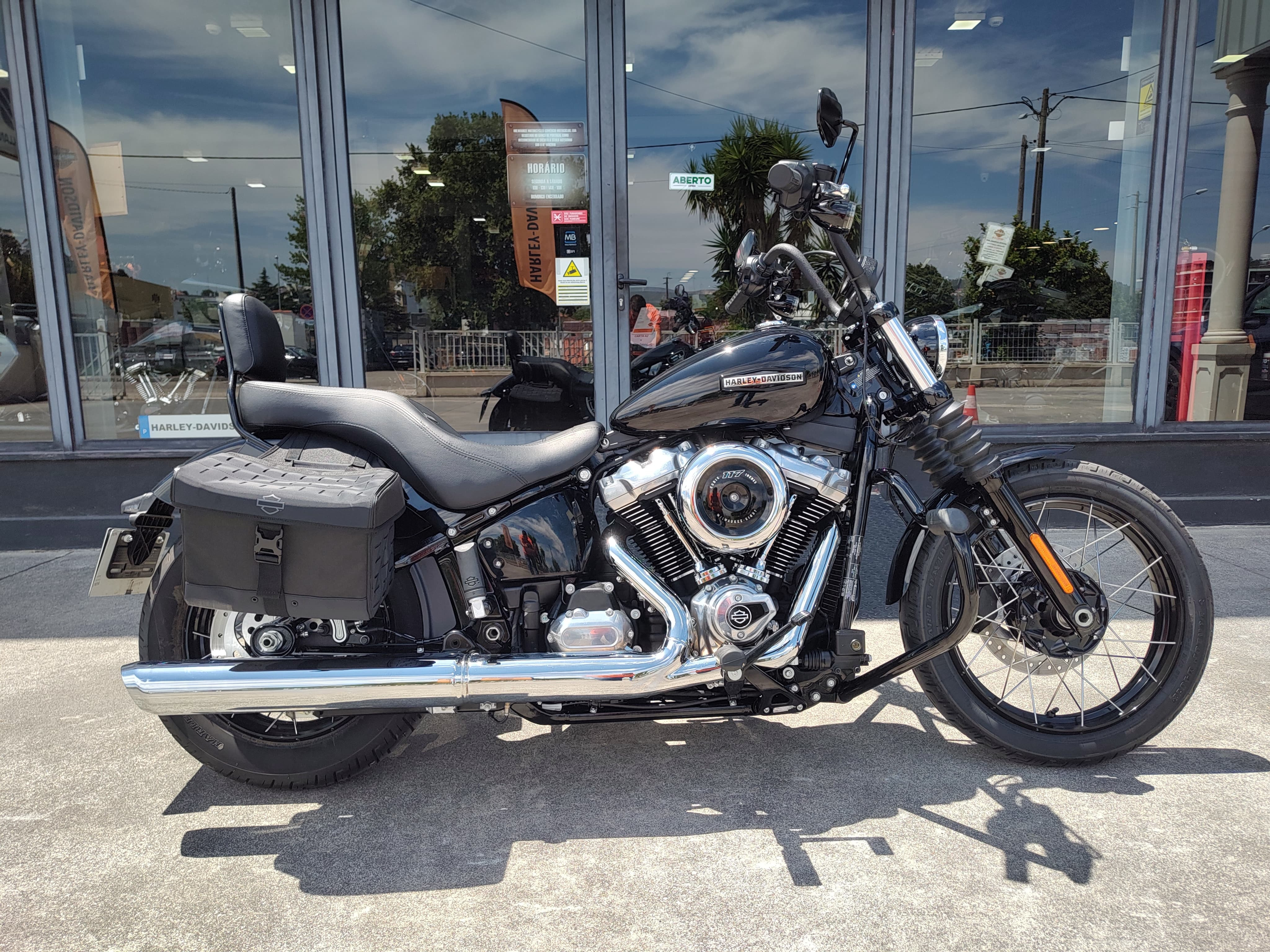 Street Bob 117 | Ano: 2025 | kms: 802 | Preço: 21.250€